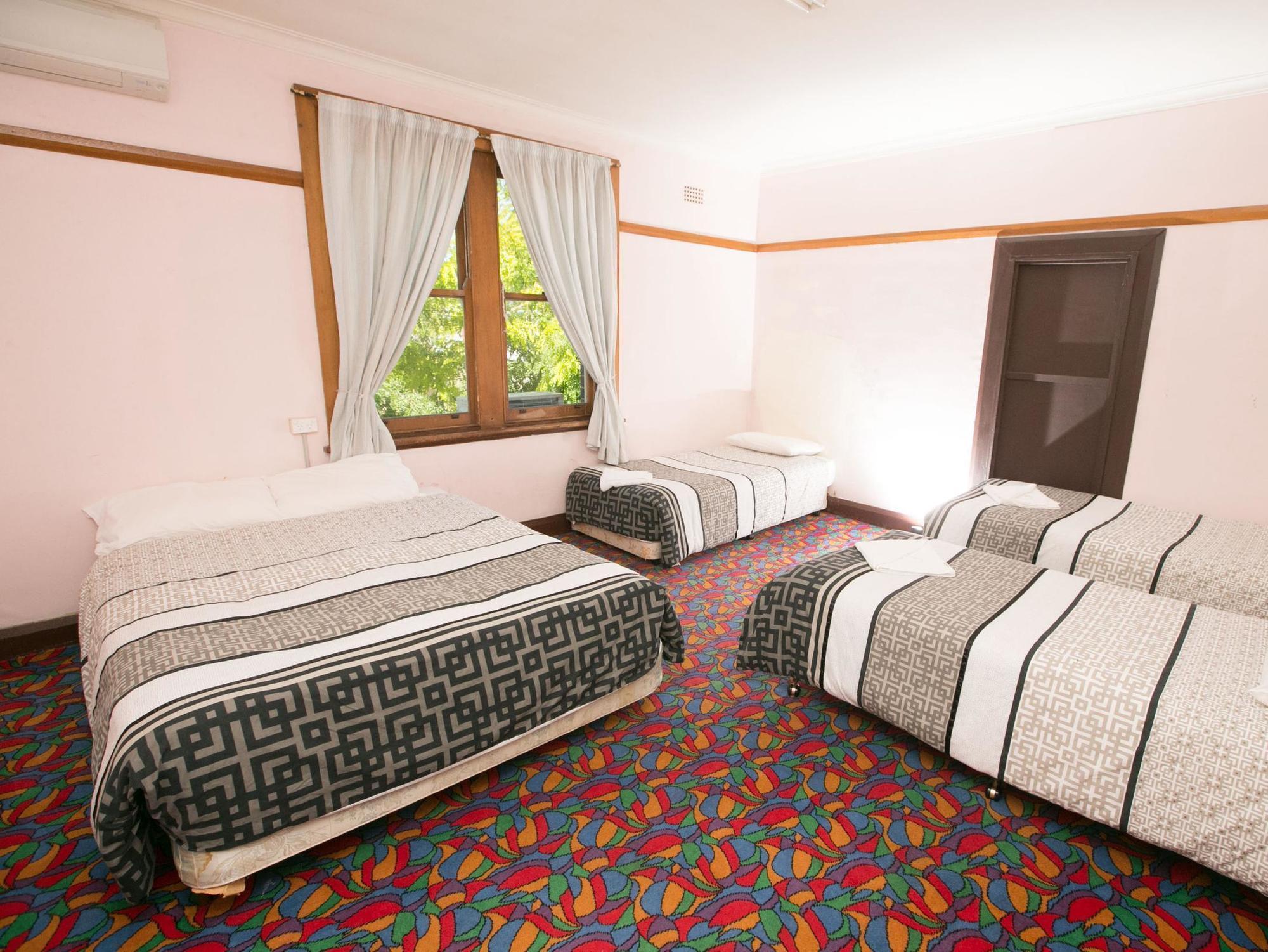 Court House Hotel Boorowa Extérieur photo